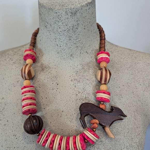 Vintage tribal  hardwood & stone  Safari wolf Statement Necklace - Picture 3 of 6